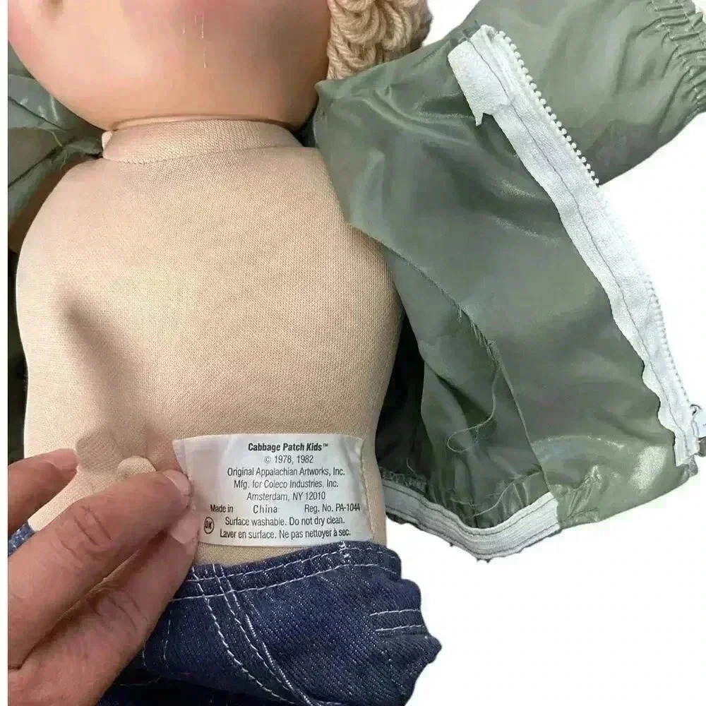 Vintage Cabbage Patch Kids Boy Doll 1978 1982 Blue Eyes Green Jacket original - Picture 6 of 9